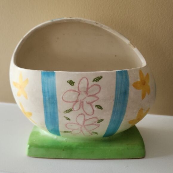 Vintage 60's Inarco Easter Egg Planter - Picture 3 of 6